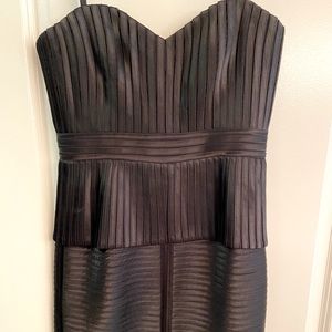 Strapless BCBG LBD